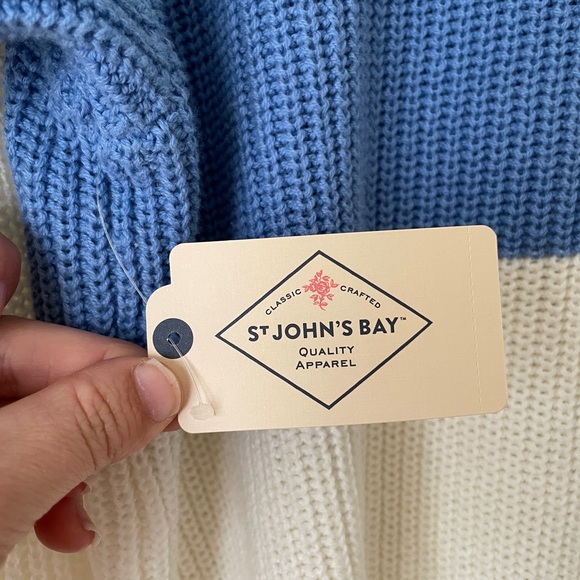 High neck sweater - Picture 4 of 5